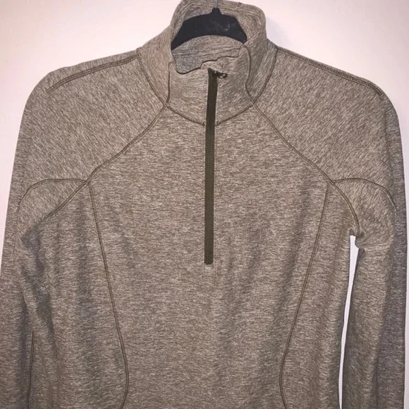 Lululemon Green Long Sleeve Running Shirt 6 - Picture 4 of 5